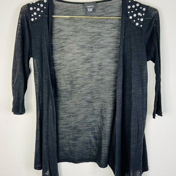 Rue21 Women's Black Open Front Cardigan Small Studded Shoulder Lightweight - Picture 3 of 16